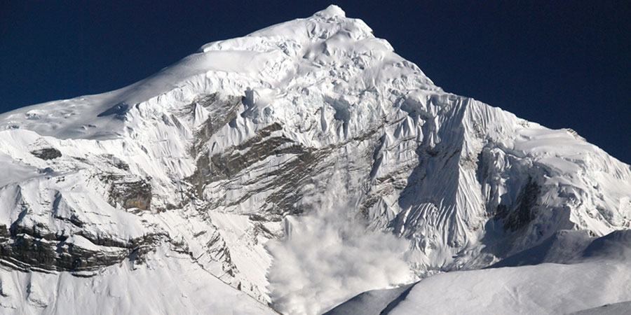 Chulu east peak climbing 