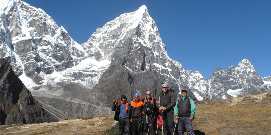 Gokyo valley fifth lake trekking 