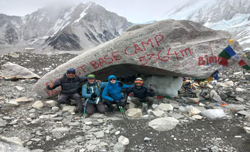 last minute booking  Everest base camp t