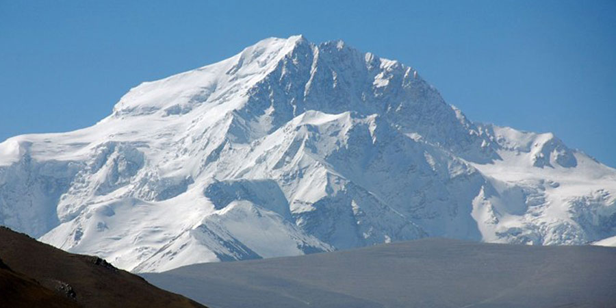 Mt. Shishapangma expedition