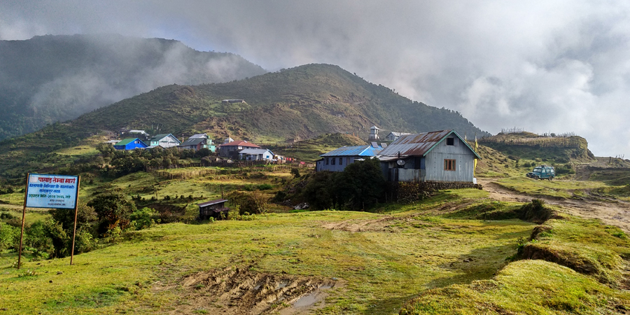 Sikkim Sandakphu trekking 