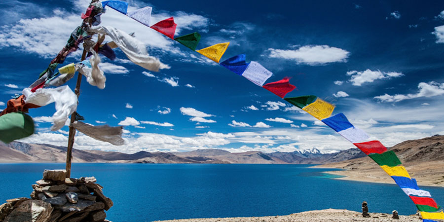 Tsomoiri Lake trekking